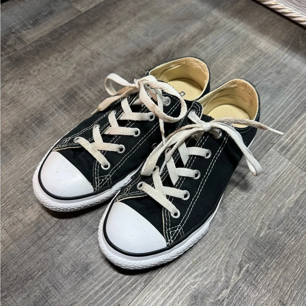 Converse‎ Youth size 2